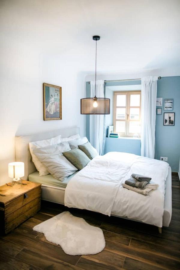Apartment Aussee- Beletage Salzherrenhof- Kueche, Wlan, Netflix Bad Aussee Exterior foto